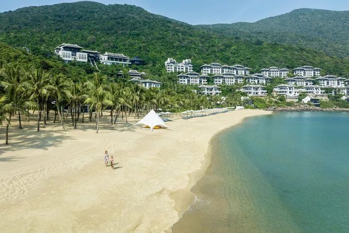 InterContinental Danang Sun Peninsula Resort và Sun World Ba Na Hills